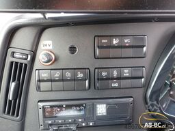 MERCEDES-BENZ Tourismo RHD, 55 Sitze, Euro 6