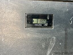 Hyundai HX520AL