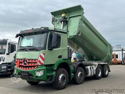 MERCEDES-BENZ Arocs 3243 8x4 4 Achs Muldenkipper Meiller deuts