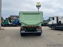 MERCEDES-BENZ Arocs 3243 8x4 4 Achs Muldenkipper 18 m³, deutsc