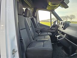 MERCEDES-BENZ SPRINTER 317 L2H2 RWD Automaat