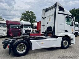 Mercedes-Benz Actros 1845 Dutch truck.  FRIGO