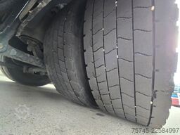 MAN TGS 26.360 *  HYVA-KRAN * 12.8M * FERNBEDIENUNG