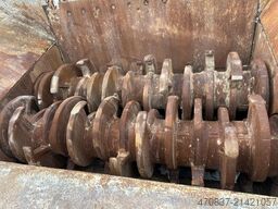 Arjes Titan 900 / Shredder