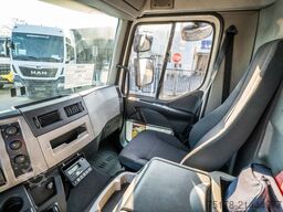 VOLVO FLH 290 +CARRIER