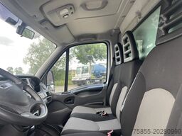 Iveco Daily 35C11 Closed Box / 750 KG Loading Lift / ...