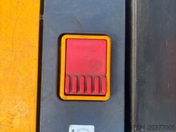 Jungheinrich ERD 220 Batterie aus 33/2019 Triplex