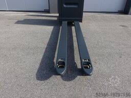 Linde N24 Kommissionierer Flurförderzeug