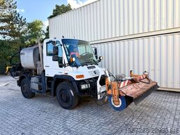 UNIMOG U400 mit Breining U2000 Bitumenspritze + Besen