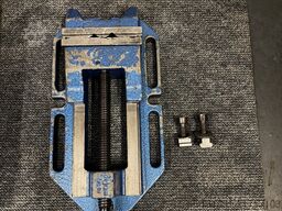 Kreuzmayr Maschinenbau GmbH Kreuzmayr Maschinenbau GmbH Kreuzmayr Maschinenbau GmbH