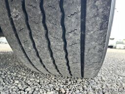 Mercedes-Benz 1851 LS Gigaspace Standklima Retarder