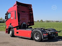RENAULT T 520