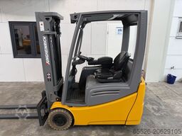 Jungheinrich EFG 216 k / 2127 Std. / AKKU NEU