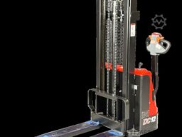 Heli CDD12 - 1.2t - 2.500 mm Hub - Garantie