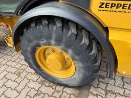 CATERPILLAR 906M / 2019 BJ / 2.570 H