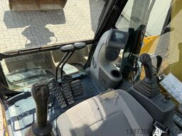 CATERPILLAR 311FLRR / 2015 BJ / 6.390 H / Deutsche Maschine