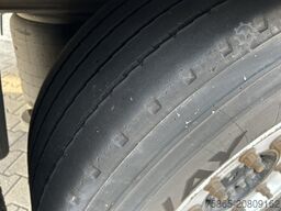 Schmitz Cargobull SCB S3B / Box Trailer / 2x Liftas / APK TUV 09-26