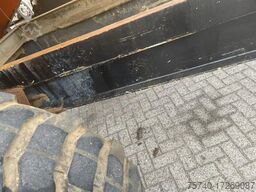 Mercedes-Benz 813 + Manual + Kipper + 4x4