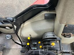 Case IH 745 XL
