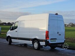 MERCEDES-BENZ SPRINTER 317 L2H2 LED MBUX10 RWD!