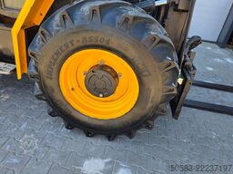 JCB 940-4 T4 - TRIPLEX