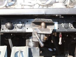 MERCEDES-BENZ 917 AF 4x4 Single Bereift LF8/6 DOKA ABS *TOP *