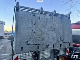 Fliegl DTS 300 Machinery Trailer – Hydraulic Ramps