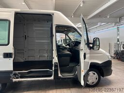IVECO Daily 29L11 *Hochdach*AHK*