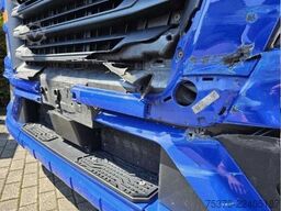 MAN TGX 18.520 Retarder Unfallschaden