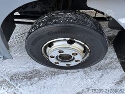 Mercedes-Benz Atego 1022 4x2 Kühlkoffer+HB / Swiss-Vehicle