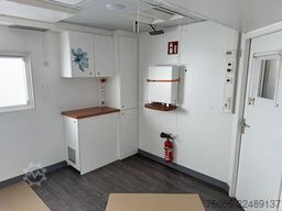 Smit STO-1030 Medical Hospital Trailer