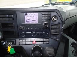 Mercedes-Benz Antos 1924 + EURO 6 + CARRIER 950 MT