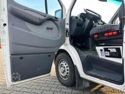 MERCEDES-BENZ Sprinter 313 RTW / Trage /