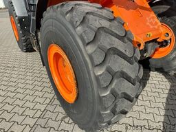 HITACHI ZW250-5B / Waage