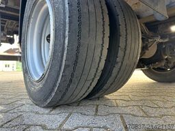 MAN TGL 8.160 / Seitentür / LBW