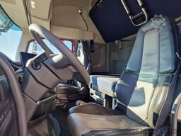 Volvo FH 13.500 Globetrotter XL - Low deck - I save -...