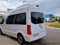 MERCEDES-BENZ 2 x Vorlauffahrzeug Bürgerbus Niederflur 9 Sitze
