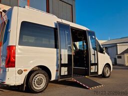 MERCEDES-BENZ 2 x Vorlauffahrzeug Bürgerbus Niederflur 9 Sitze