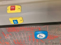 MERCEDES-BENZ 3 x Lagerfahrzeug Bürgerbus Niederflur 9 Sitze