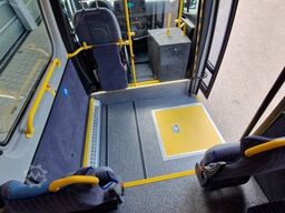 MERCEDES-BENZ 3 x Lagerfahrzeug Bürgerbus Niederflur 9 Sitze