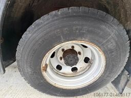 Mercedes-Benz 1117 LAMMES-LAMMES / BLATT-BLATT