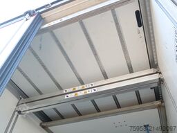 Schmitz Cargobull SKO 24 FP60 Doppelstock Thermo King SLX 400