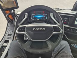 IVECO AS280X58Y/ PS ON Hiab FTR18 Funk AHK Bett Cam