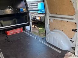 MERCEDES-BENZ Vito Kasten 109 CDI lang - AHK - 3 Sitze