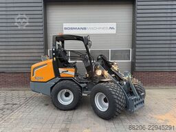GIANT G3500 X-TRA shovel NIEUW