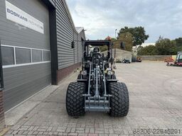 GIANT G3500 X-TRA shovel NIEUW