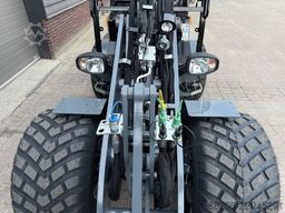 GIANT G3500 X-TRA shovel NIEUW