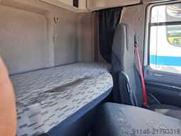 DAF CF 400 * SuperSpaceCab * RHD Truck * 1 x Bed *