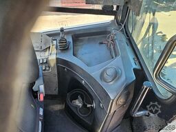TERBERG RT283 /TERMINAL TRACTOR 4X4/ TURNING CHAIR. /AU...