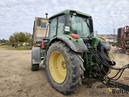 John Deere 6430